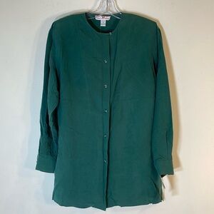 Vintage STUNT Collections Washable 100% Silk Button Up Shirt. Medium. NWT.